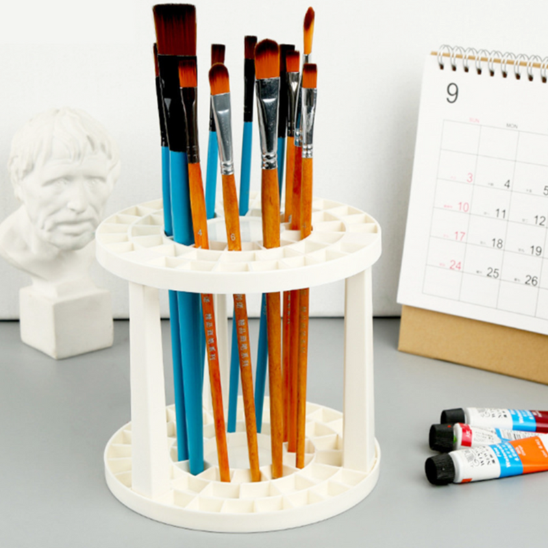 Kreativní stojan na tužky