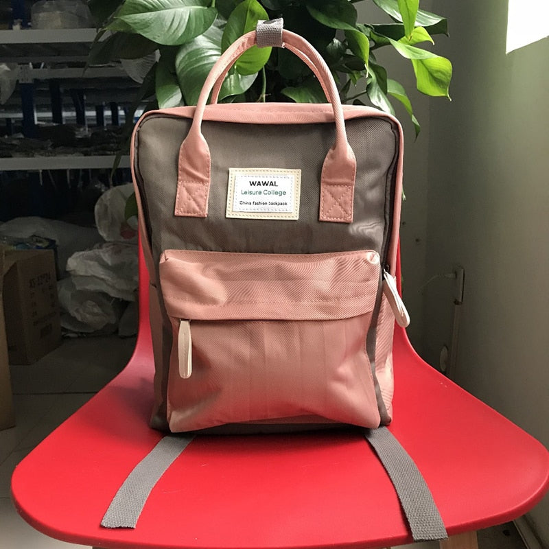 Světlý hranatý batoh (Výprodej)