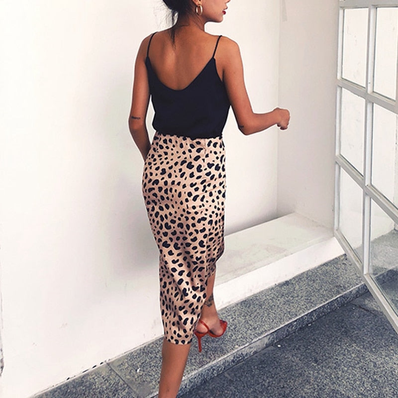Dámská sukně s leopardním vzorem