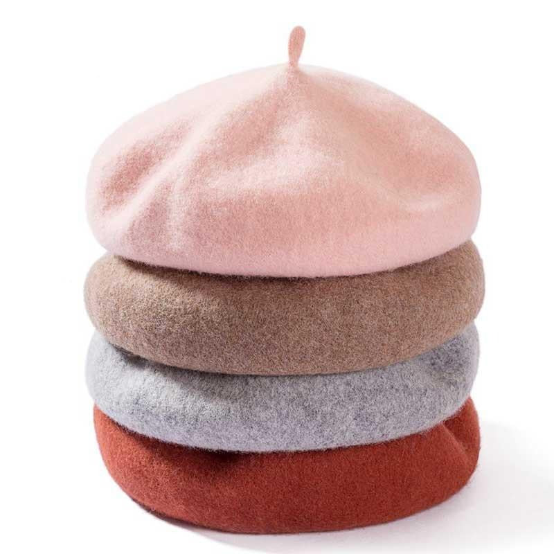 Teplý dámský baret v mnoha barvách (Výprodej)