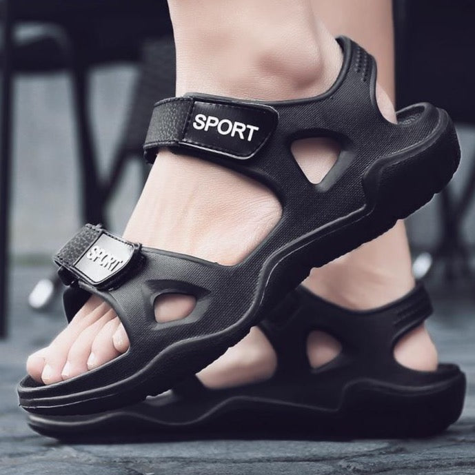 Sportovní sandále