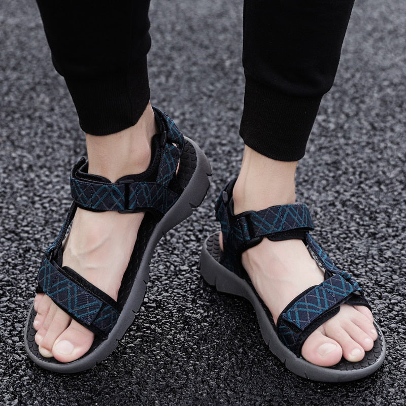 Páskové letní sandále