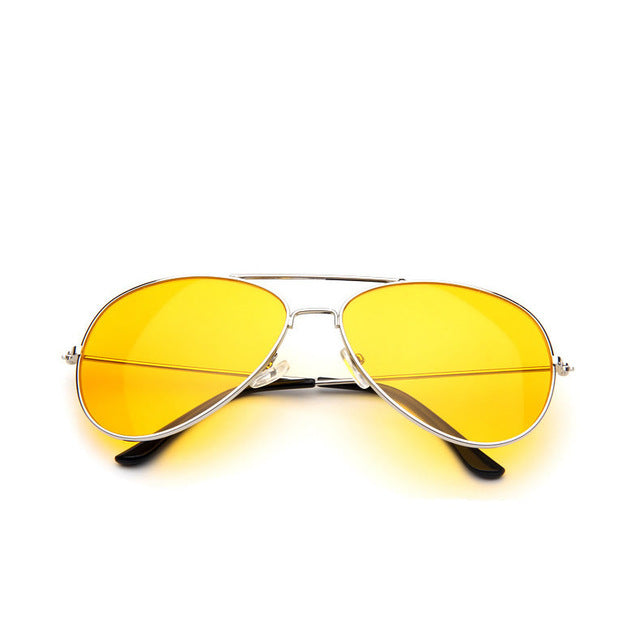 Žluté sluneční brýle